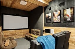 A-Frame Point | Game Room, Movie Theater & Sauna - Image 5