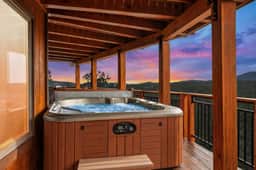 Cliffhanger Cabin, Near Snow Summit w/ Hot Tub - Image 5