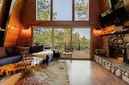 Cozy A-Frame vibes w. Lake & Ski views, AC - Image 2
