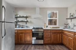 Cozy Chic 2BR Bear Sky Cabin & Easy Parking - Image 2