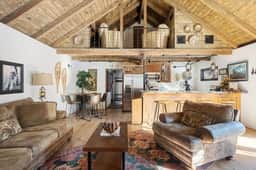 Dream Catcher | Modern Rustic & Hot Tub - Image 2