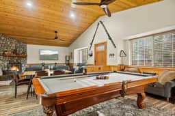 Enchanted Log Grove, Hot Tub, EV, Pool Table - Image 2