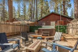 Gambrel Boho Cabin Vibes, Hot Tub & Firepit - Image 3