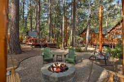 Honeycomb Hideaway| Hot Tub & Sauna, Large Yard - Image 3