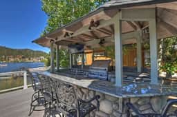 Lakefront Estate, Access to Private Dock on Boulder Bay - Image 3