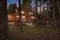 Lakefront Pines w/ Hot Tub, w/ Panoramic Views - Image 5