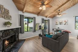 Lakeside Vibes | 2BR, Walk to Boulder Bay, Pool - Image 4