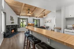 Lakeside Vibes | 2BR, Walk to Boulder Bay, Pool - Image 3