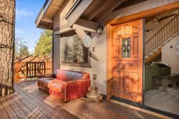 Maple Lane w/ Hot Tub & EV charger, Pet Friendly - Image 5