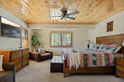 Mill Creek Lodge, Hot Tub, Game Room, Firepit - Image 2