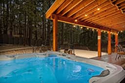 Mill Creek Lodge, Hot Tub, Game Room, Firepit - Image 4