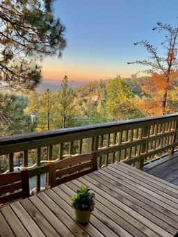 Panoramic Views at Deer Crest Lodge & Game Room - Image 5
