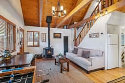 Pet Friendly | Foosball | Fire Pit | BBQ| WiFi - Image 2