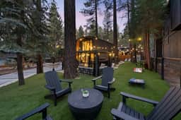 Serenity Cabin, Walk to Slopes, Hot tub, Fire Pit - Image 4