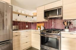 Silver Linings + Hot Tub + Pet Friendly + EV + Moonridge - Image 3
