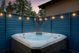 Solstice Shores Chalet, Hot Tub and Lake Views - Image 3