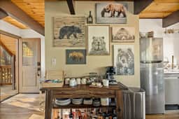 Soul Peak Mountain Cabin w/ Deck & Hot Tub - Image 3