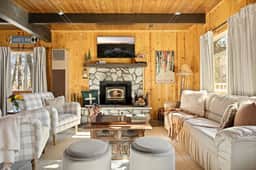 Taylor Ski Barn Near Bear Mtn w Games, Hot Tub - Image 2