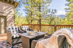 Treehouse Cottage A-Frame + Games + Spa + BBQ - Image 4