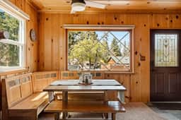 Whispering Pines Nook | BBQ and Deck - Image 2