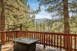 The Cozy Getaway| Hot Tub, Mtn View, Firepit, Deck - Image 4