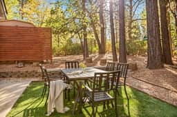 Bear & Unwind | Near Snow Summit, Hot Tub & Games - Image 3