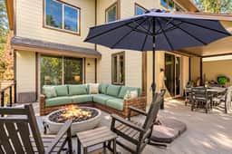 Luxury Lakeview Home | Swim Spa, Sauna, Fire Pit - Image 4