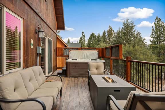 Bear Creek Lodge, Hot Tub near Snow Summit - Image 1