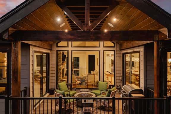 Custom Lux Cabin, Lake Views, Spa & Game Room - Image 1