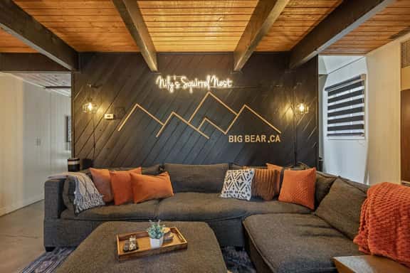 Gambrel Boho Cabin Vibes, Hot Tub & Firepit - Image 1