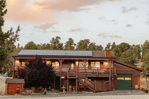 Rancharillo,  Hot Tub & Barn Game Loft & Mtn Views - Image 1