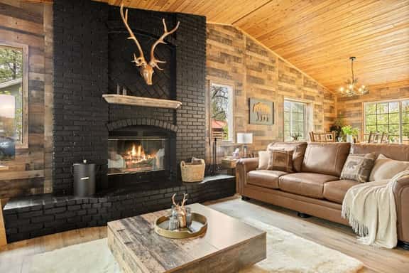 Designer Snow Retreat | Near ski resorts w/ spa - Image 1
