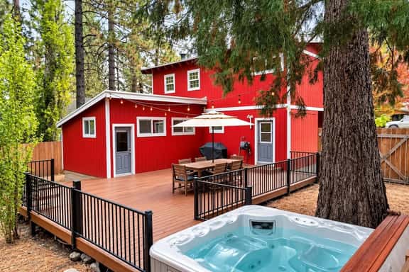 Chez Caboose | Hot Tub, 5 Min to Snow Summit, Pets - Image 1