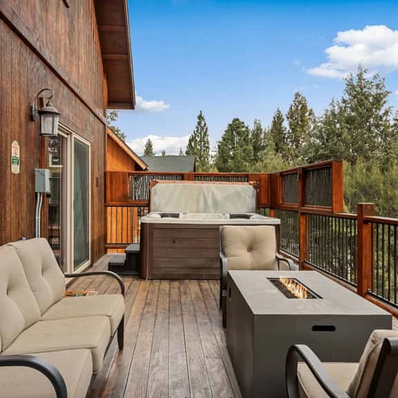 Bear Creek Lodge, Hot Tub near Snow Summit - Image 1