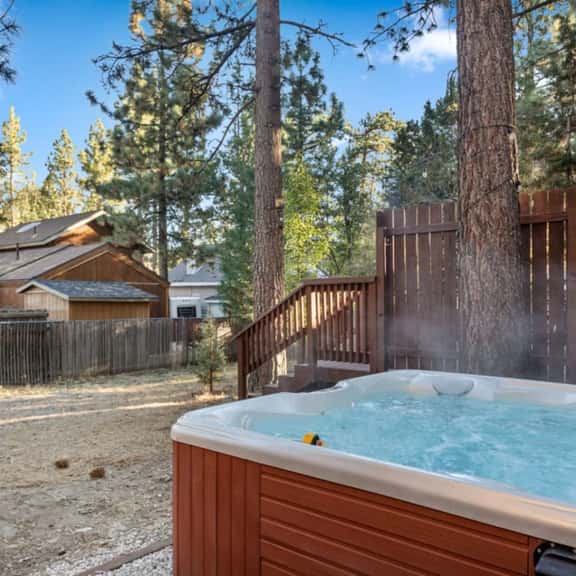 Chateau Oso Grande Near Slopes & Hot Tub - Image 1