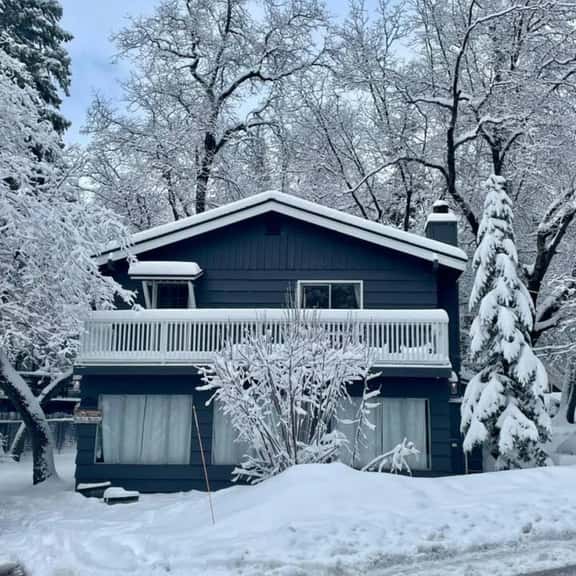 Moonridge Overlook | Family 3BR Retreat, Hot Tub - Image 1