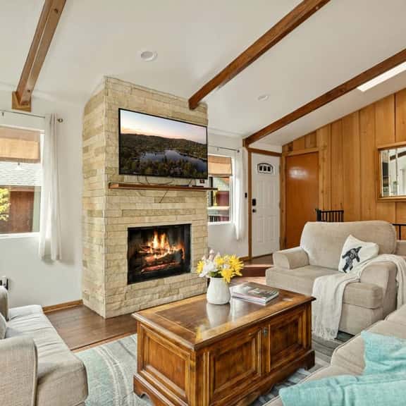 Moonridge Retreat | Snow Summit Views & Game Room - Image 1