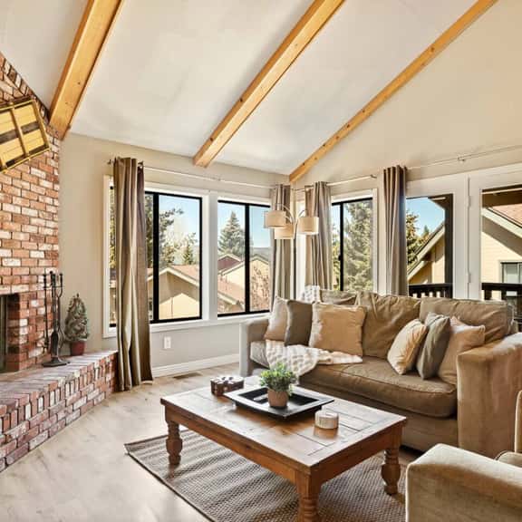 Nest At Moonridge, w/ Hot tub & Golf Course Views - Image 1