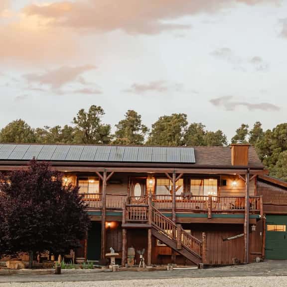 Rancharillo,  Hot Tub & Barn Game Loft & Mtn Views - Image 1