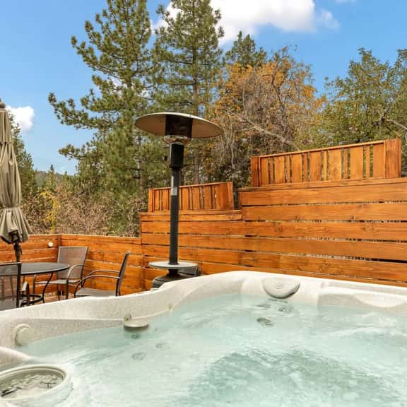 Silver Linings + Hot Tub + Pet Friendly + EV + Moonridge - Image 1