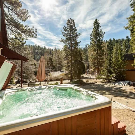 Tree Top Ranch w/ Hot Tub & Walk to the Village - Image 1