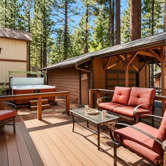 Yvonne's Place |Hot Tub, Mins 2 Snow Summit & Lake - Image 1