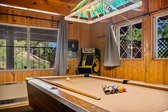 3BR Alpen Haus | Sauna, Hot Tub, Game Room & BBQ - Image 3