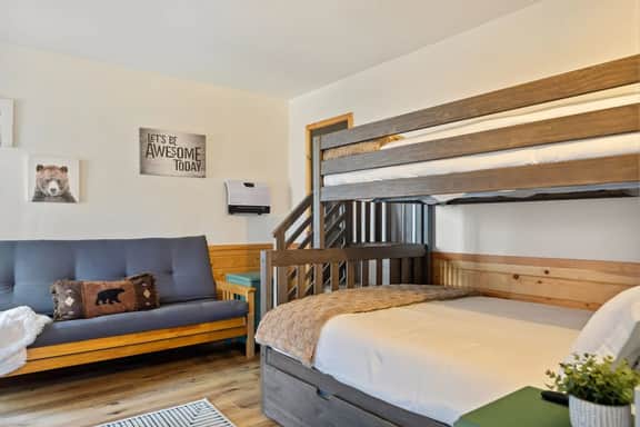Bear Moon Manor | Hot Tub • Pine Views • 3BR - Image 3