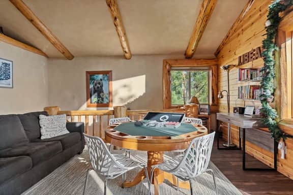 Bearadise Log Cabin w/ Forest Winter Views & Charm - Image 4