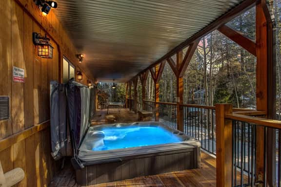 Eagle Creek Hot Tub, Game Room, Private Sled Hill - Image 5
