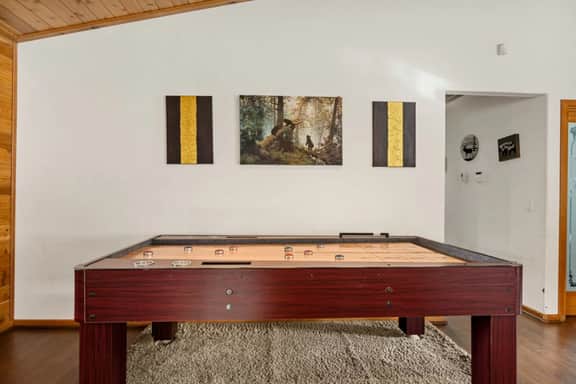 Fallen Leaf Castle Estate | Big Deck, BBQ & Games - Image 3