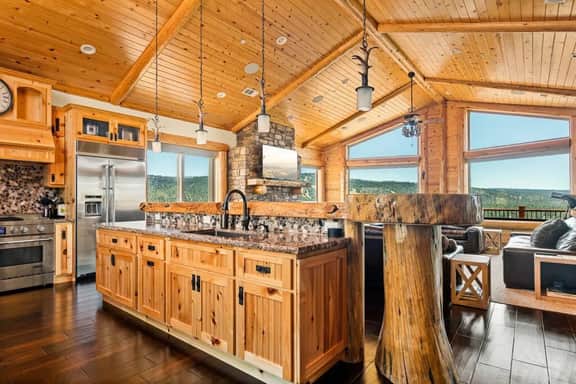 Hidden Haven Lux Estate: Big Bear Lake Views - Spa - Image 2