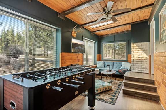 Iris Haus, w/ Hot Tub, Forest Views and Game Room - Image 3