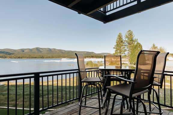 Lakefront and Local, Private Dock, Walk to Village - Image 2